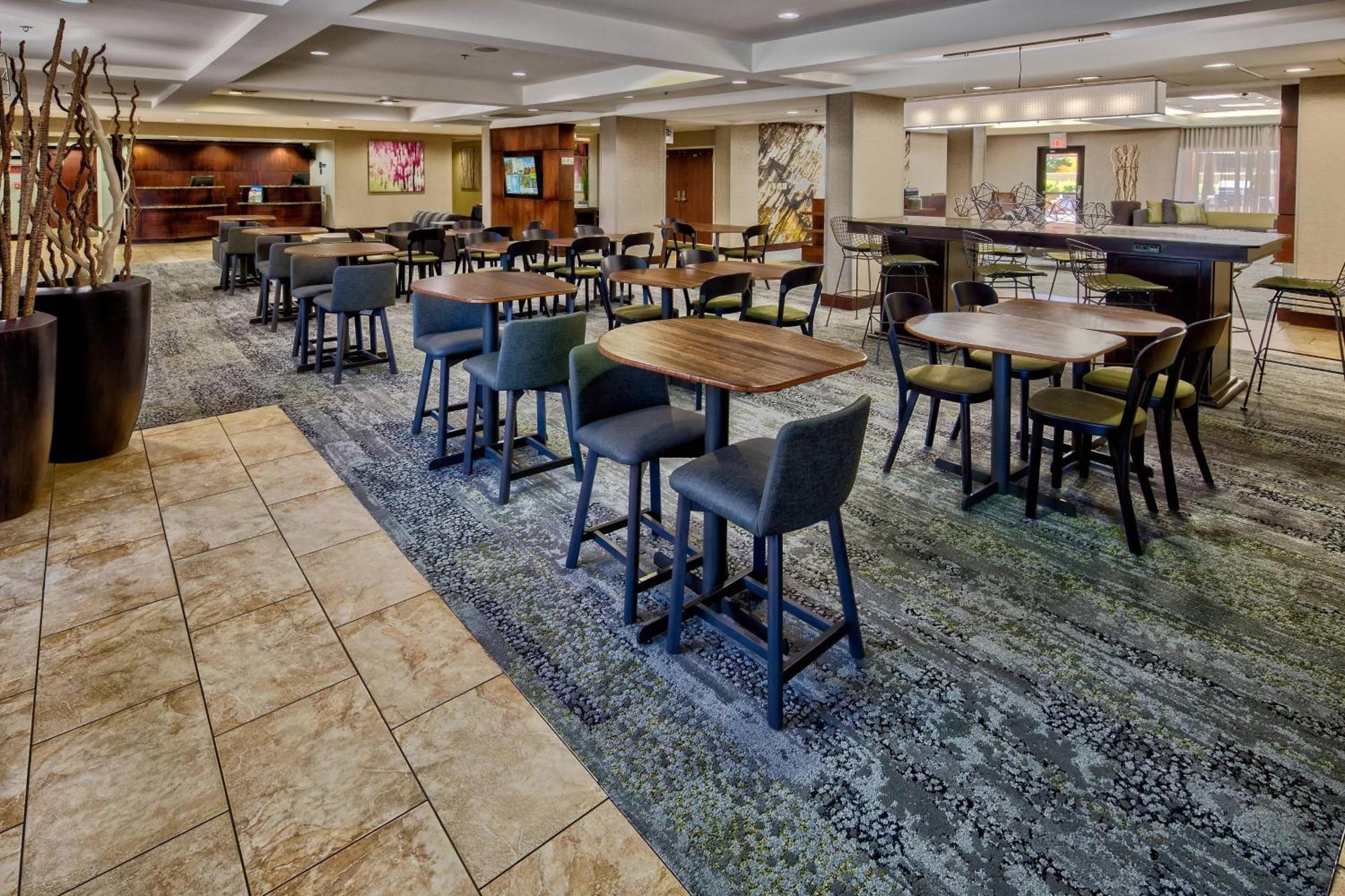万怡阿比林西南/阿比林购物中心南庭院酒店 外观 照片